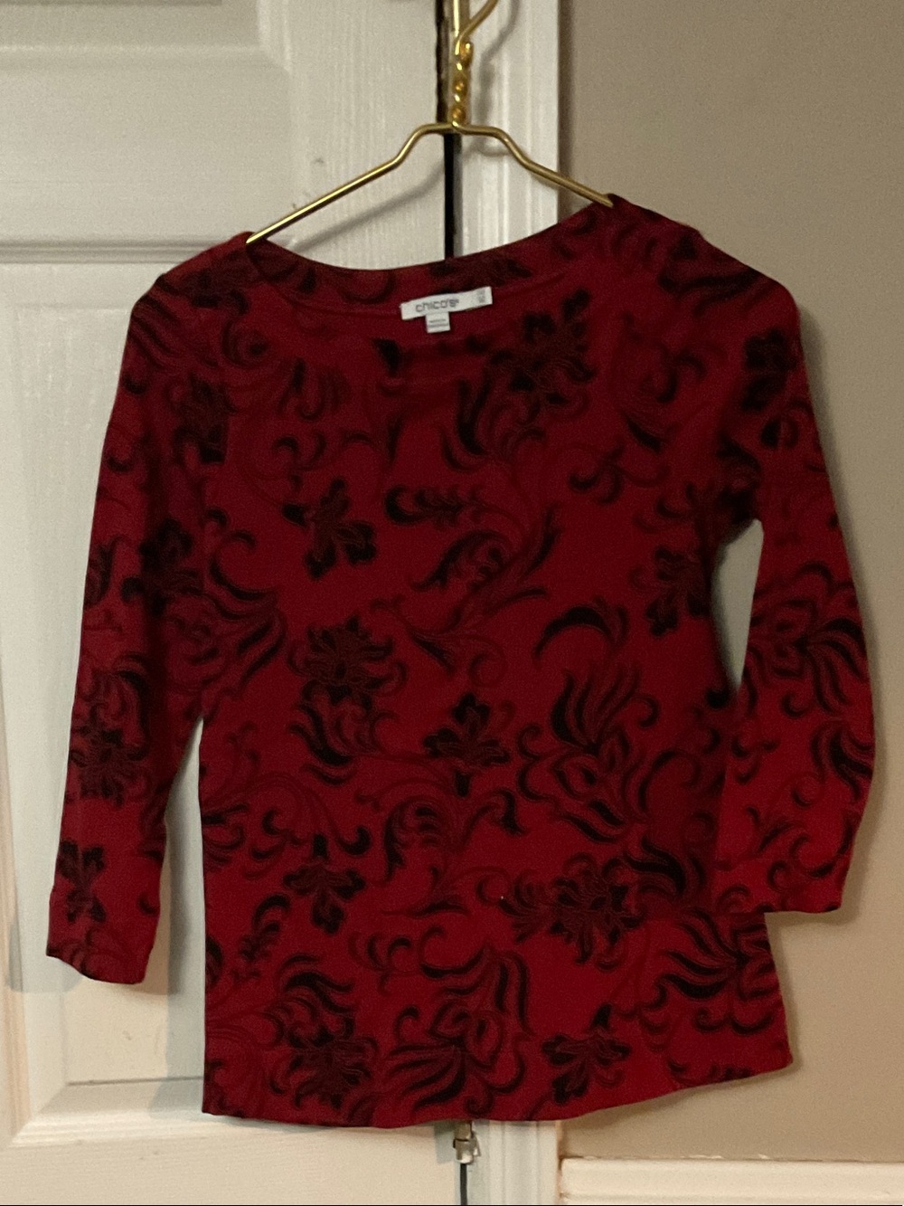 Chico's Red Long-Sleeve Floral Swirl Top